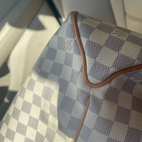 LV delightful pm bag with water melon pink beautiful interior gently used - Picture 2 of 14